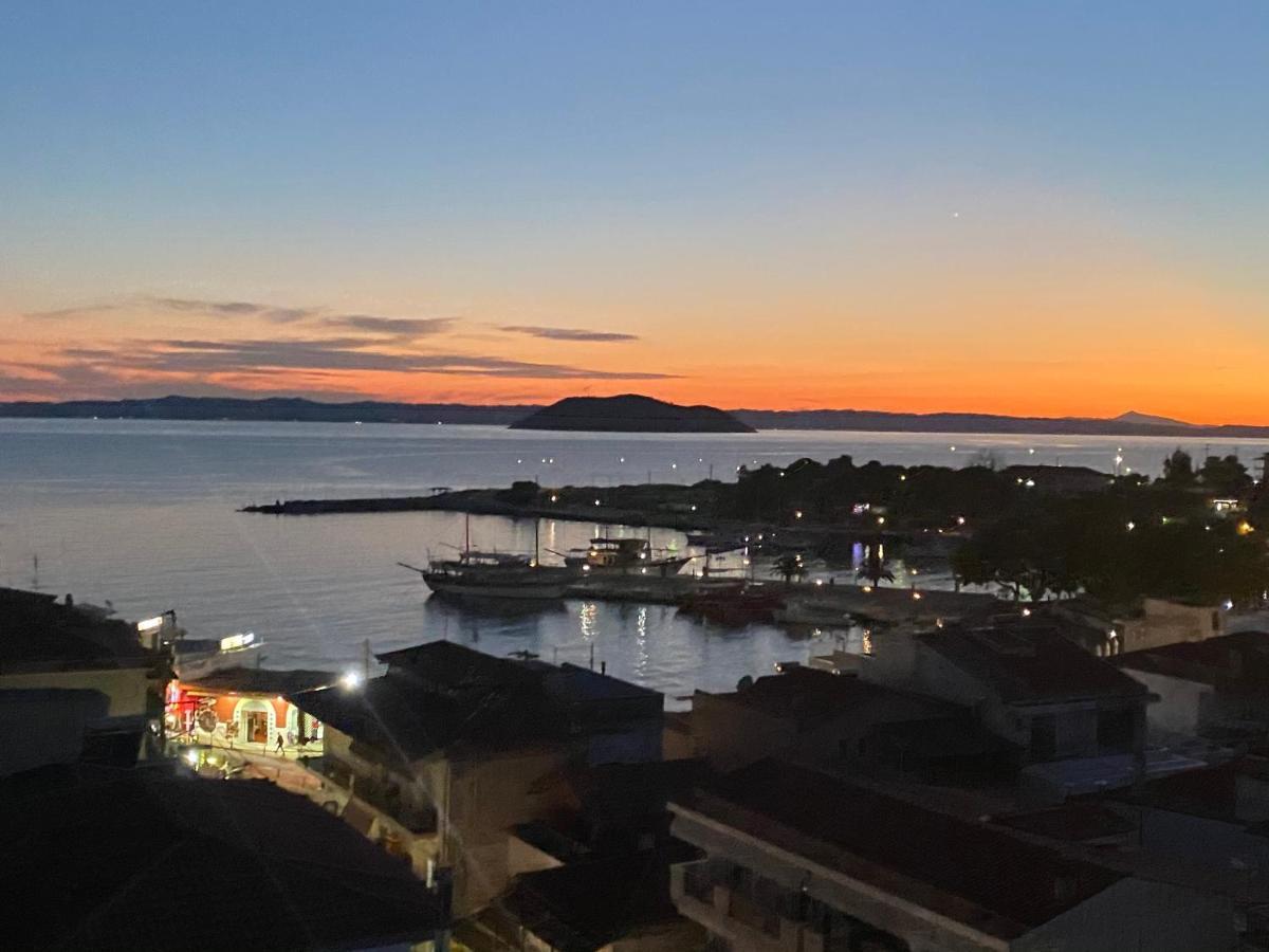 Kali Thea Suites Neos Marmaras Esterno foto
