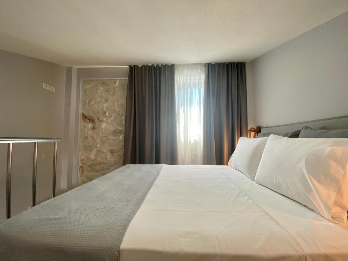 Kali Thea Suites Neos Marmaras Esterno foto