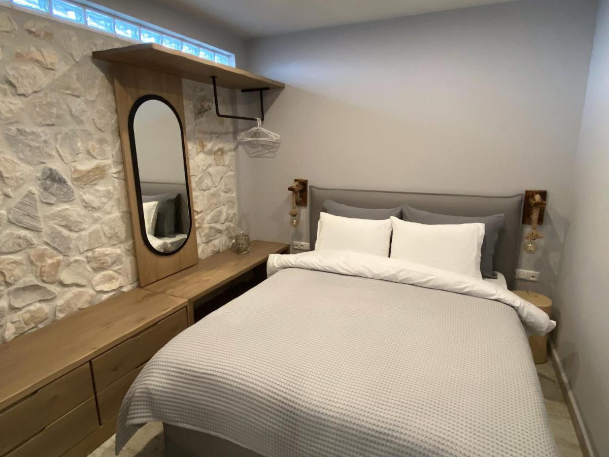 Kali Thea Suites Neos Marmaras Esterno foto